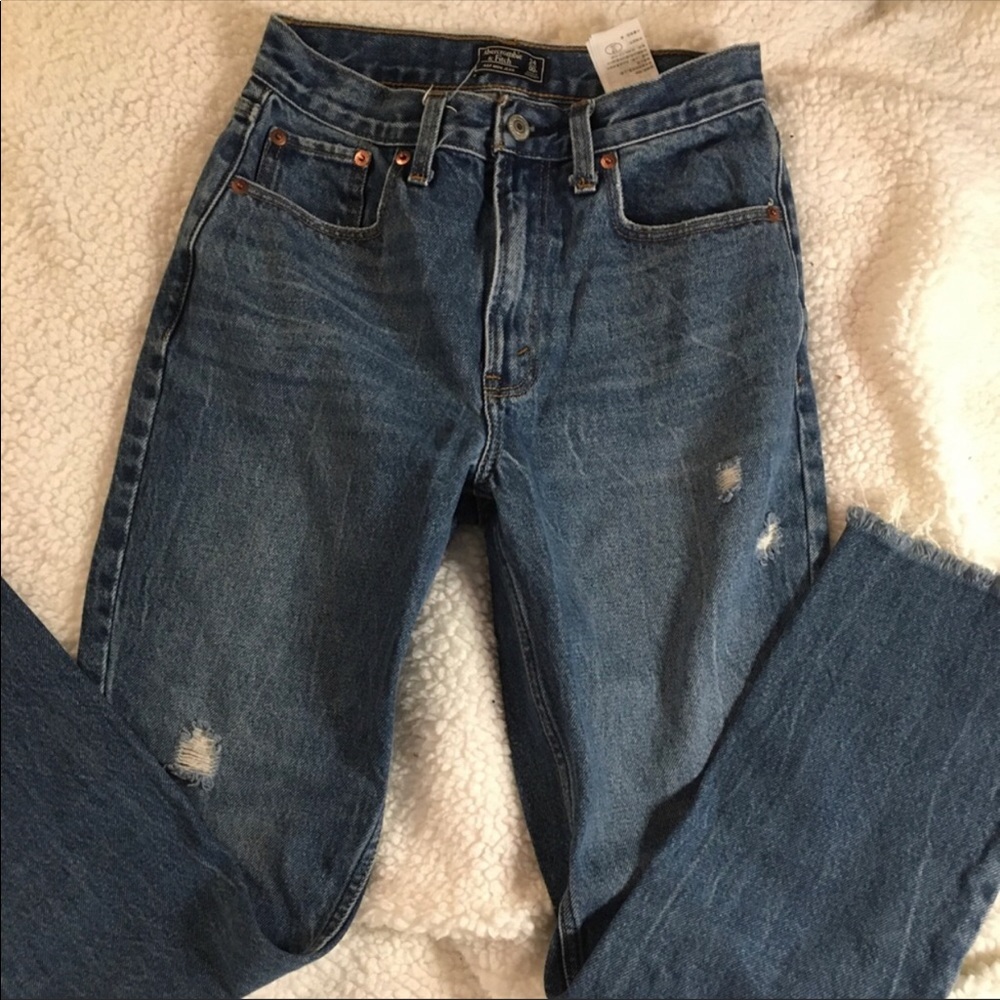 Abercrombie and Fitch Mom Jeans